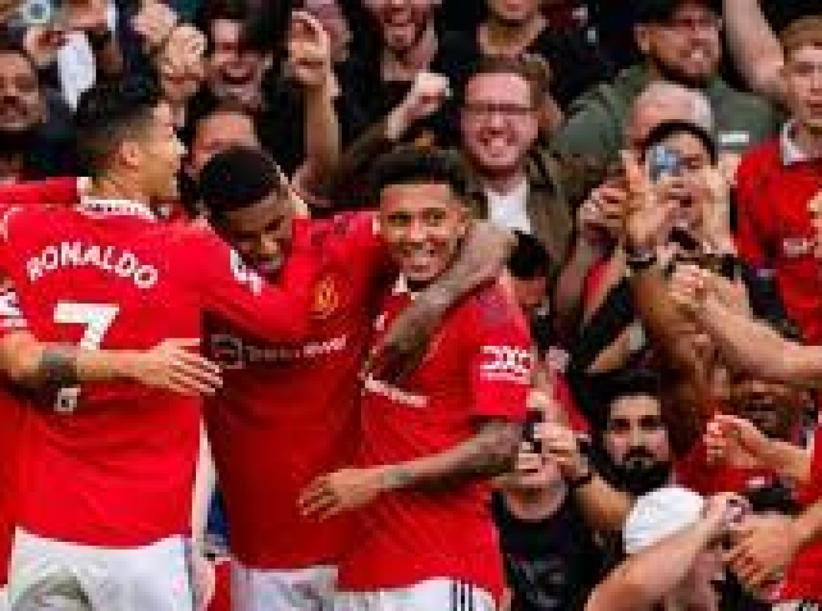 How Manchester United 3-1 win ended Arsenals winning streak