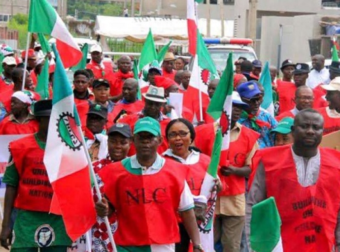 Nigerian Labour suspends strike
