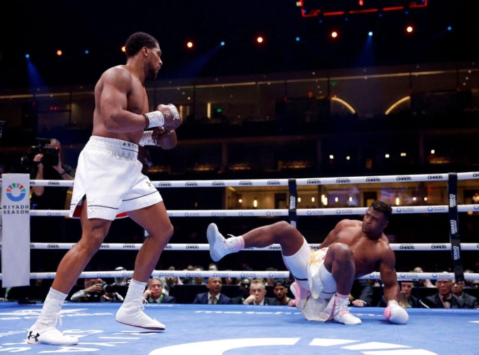 Anthony Joshua takes home $50m for Knocking out Francis Ngannou.....Wants Tyson Fury next